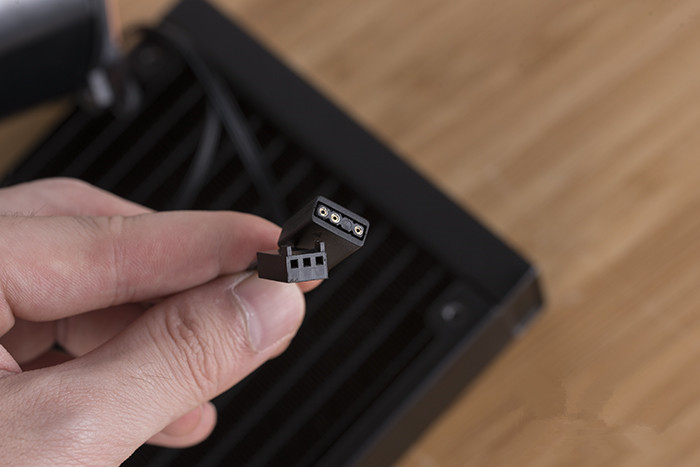 酷冷至尊冰神g360水冷测评,酷冷至尊冰神g240水冷