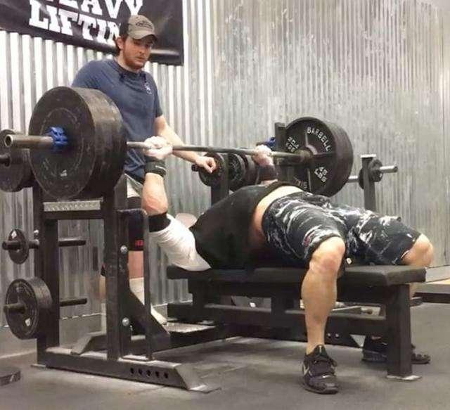 推胸可以消除脂肪胸吗,下胸脂肪堆积应该练哪里