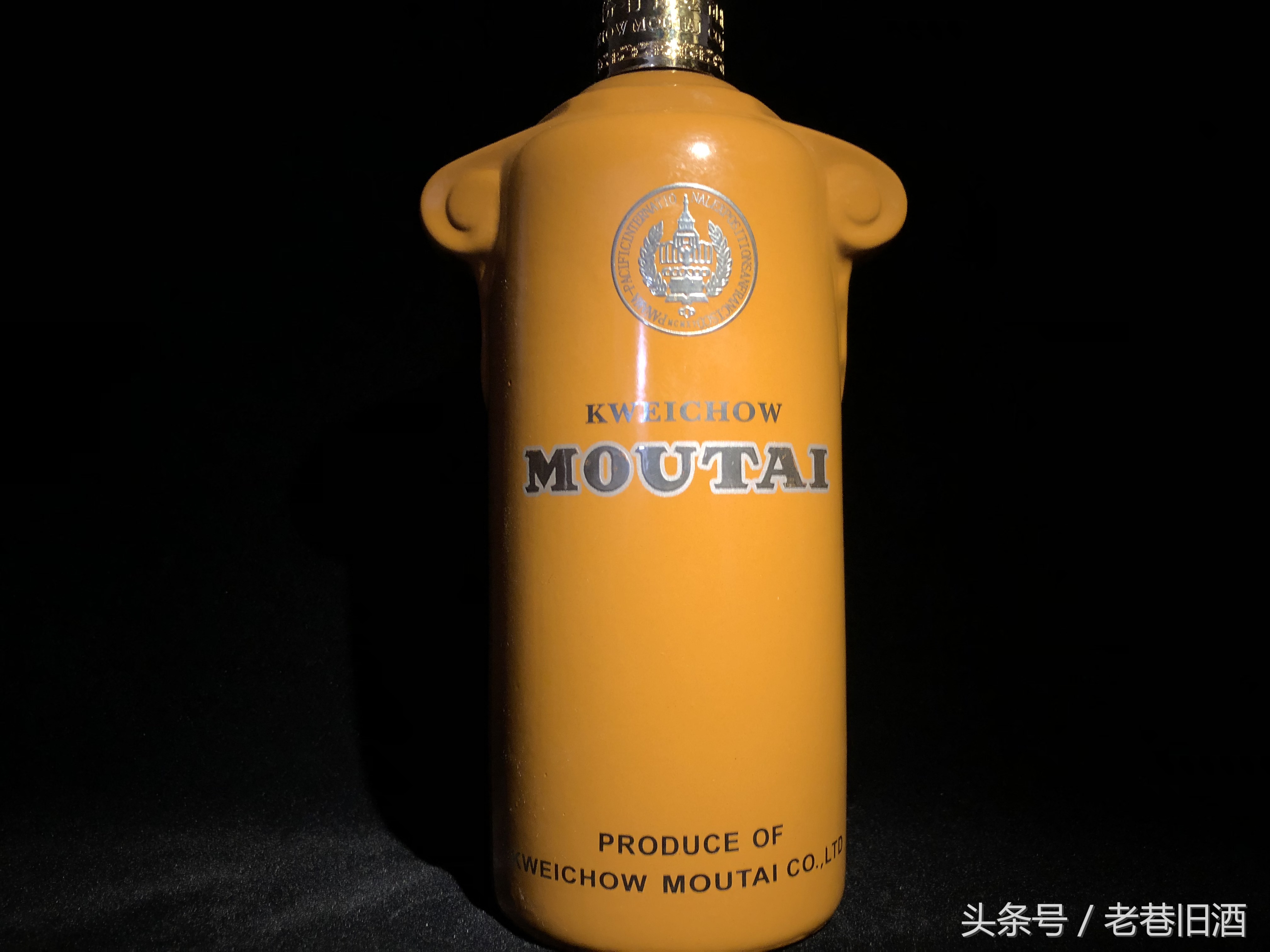 飞天60周年纪念版绝版酒多少钱,中华人民共和国成立70周年纪念酒