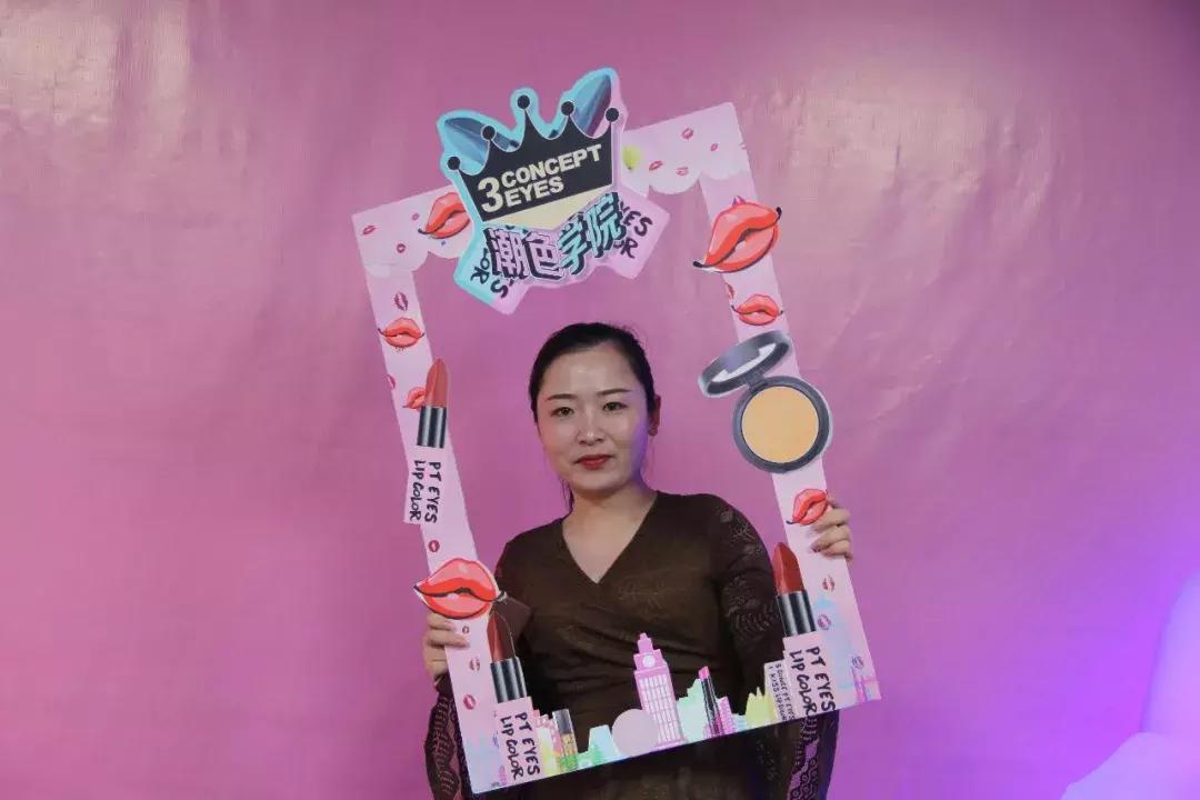 3ce丝滑细腻奶茶色,3ce新品春日氛围