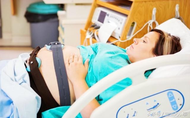 发现孕妇破水之后不要慌,做好这一步才能保证胎儿的健康