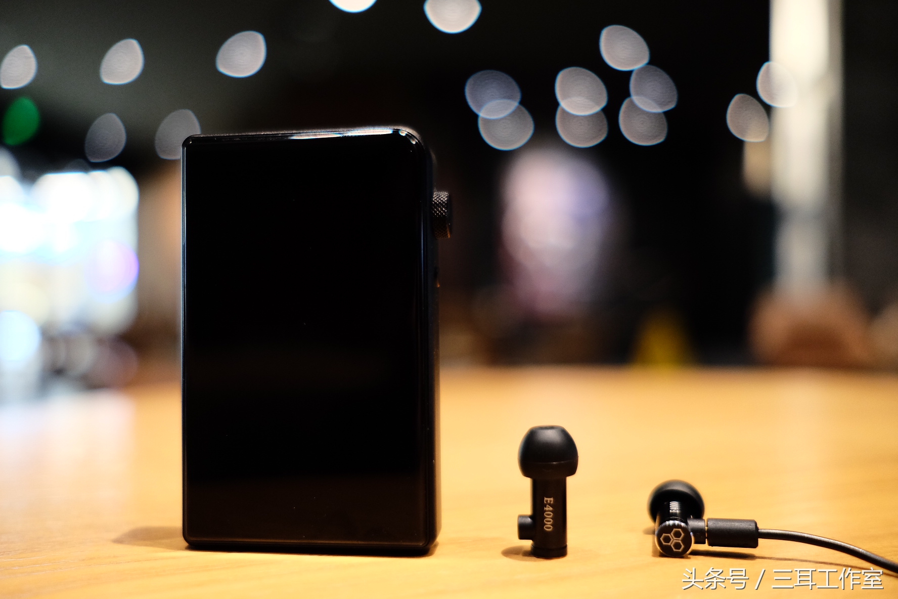 用了这个线材接口意味着这日本品牌放弃角逐世界最小耳机称号？