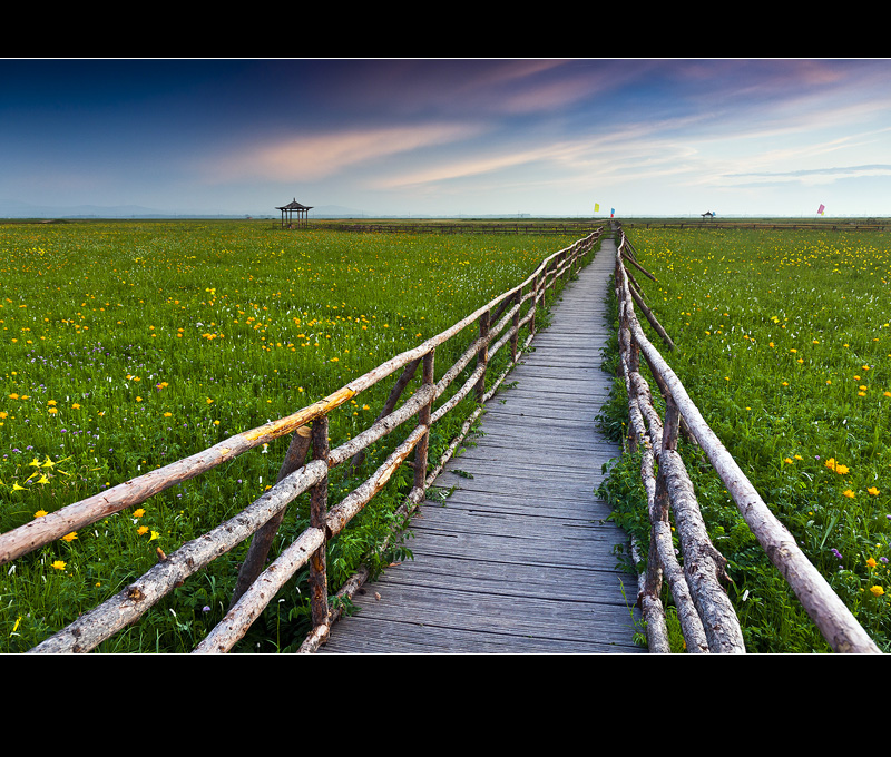 色彩的对比与和谐,色彩存在的对比关系