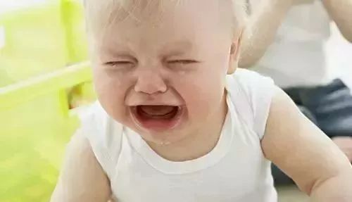 儿童摔到后脑勺几天是危险期,小孩摔到后脑勺什么症状比较危险