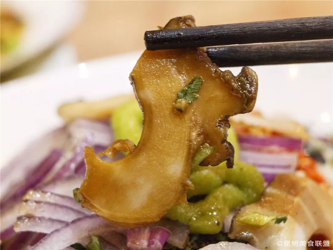 昆明姑娘最喜欢的日式小屋,一次性撸200串、喝10公斤都不嫌多