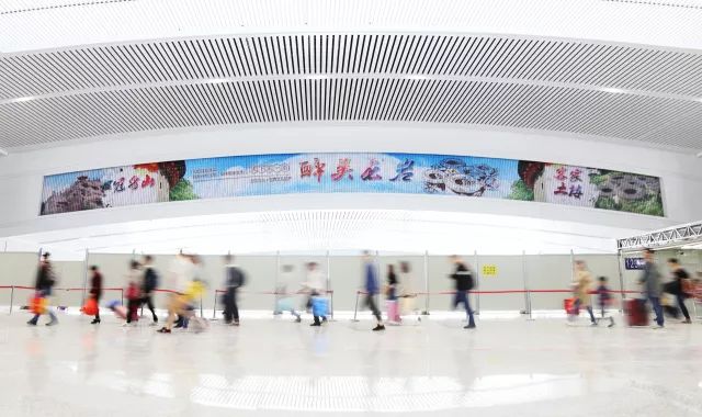 龙岩火车站新老站房,龙岩火车站改造前后图片