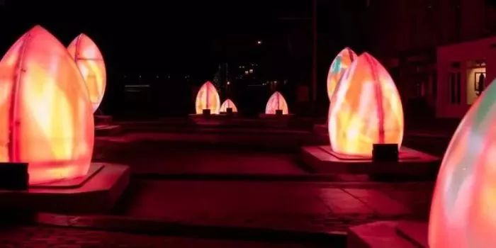 纽约公共艺术作品指南，在不经意间遇上艺术