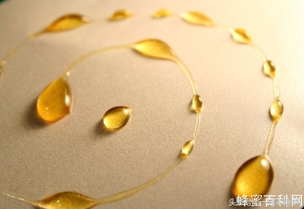 怎么选择一款好的蜂蜜,怎样选到一款好的蜂蜜