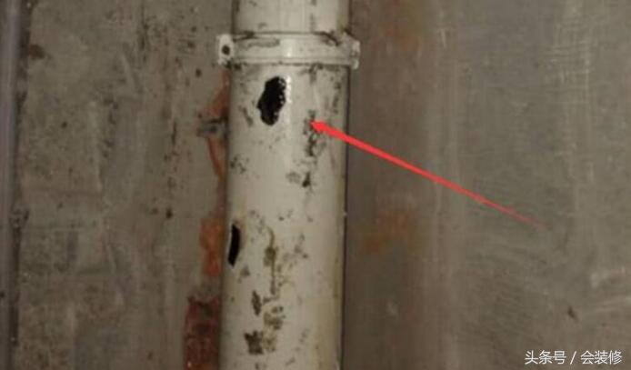 地下下水道管破洞怎么处理,师傅把水管打漏了谁负责修