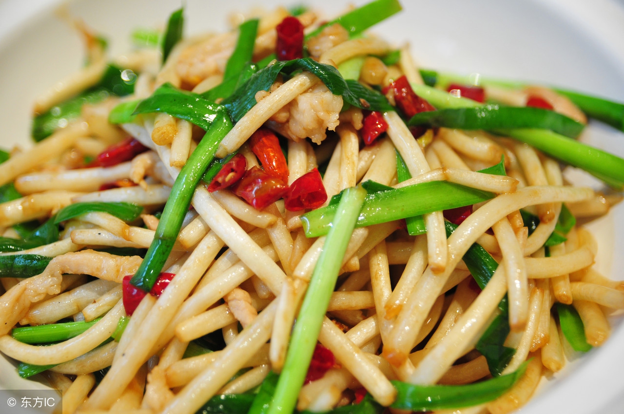 花生泡出芽的方法,花生泡水出芽吃的好处