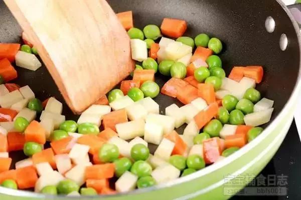 大米配什么蔬菜营养好吃,米饭配什么菜既有营养又好吃