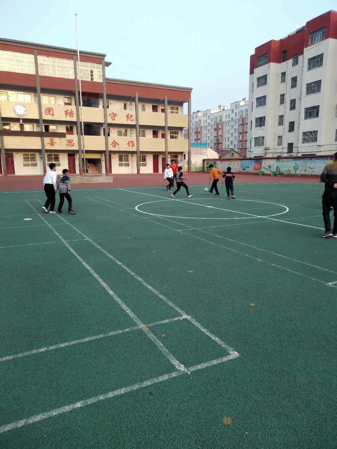 运动健儿们展英姿,运动健儿赛场展英姿