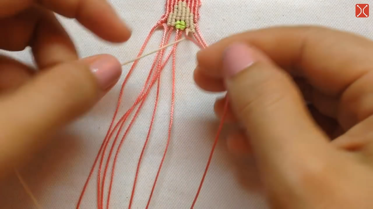 编绳手链的编织方法大全,最简单编绳手链的编织方法