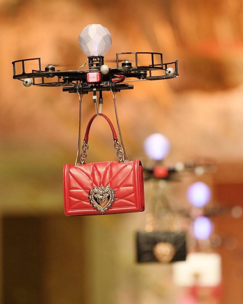 男人必备的四款包品牌推荐,成熟男人必备包包推荐品牌