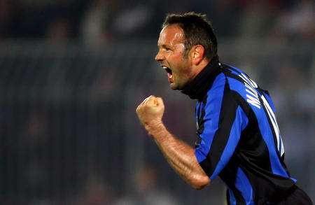 足球十大任意球排行榜,米哈伊洛维奇十大任意球