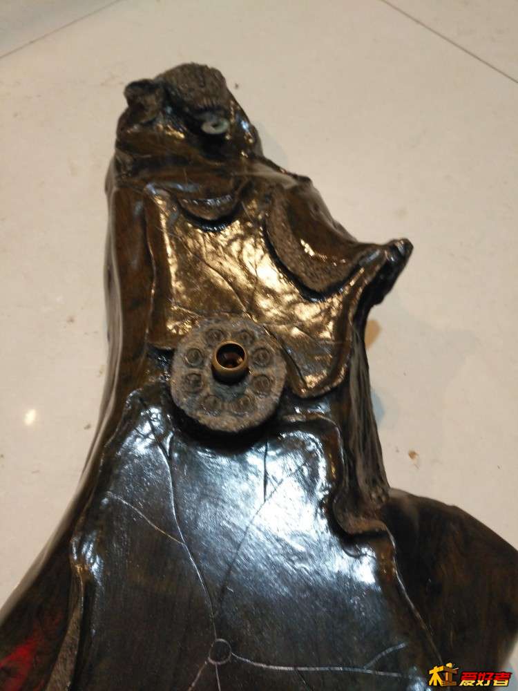 遵义金丝楠阴沉木茶台主人椅,金丝楠阴沉木自然造型茶台