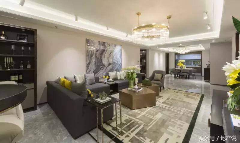 金廊地铁,保利大都会金廊