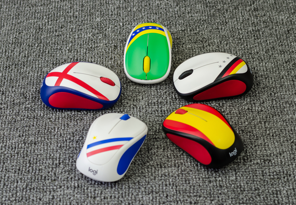 罗技m330无线鼠标推荐,罗技m240鼠标测评