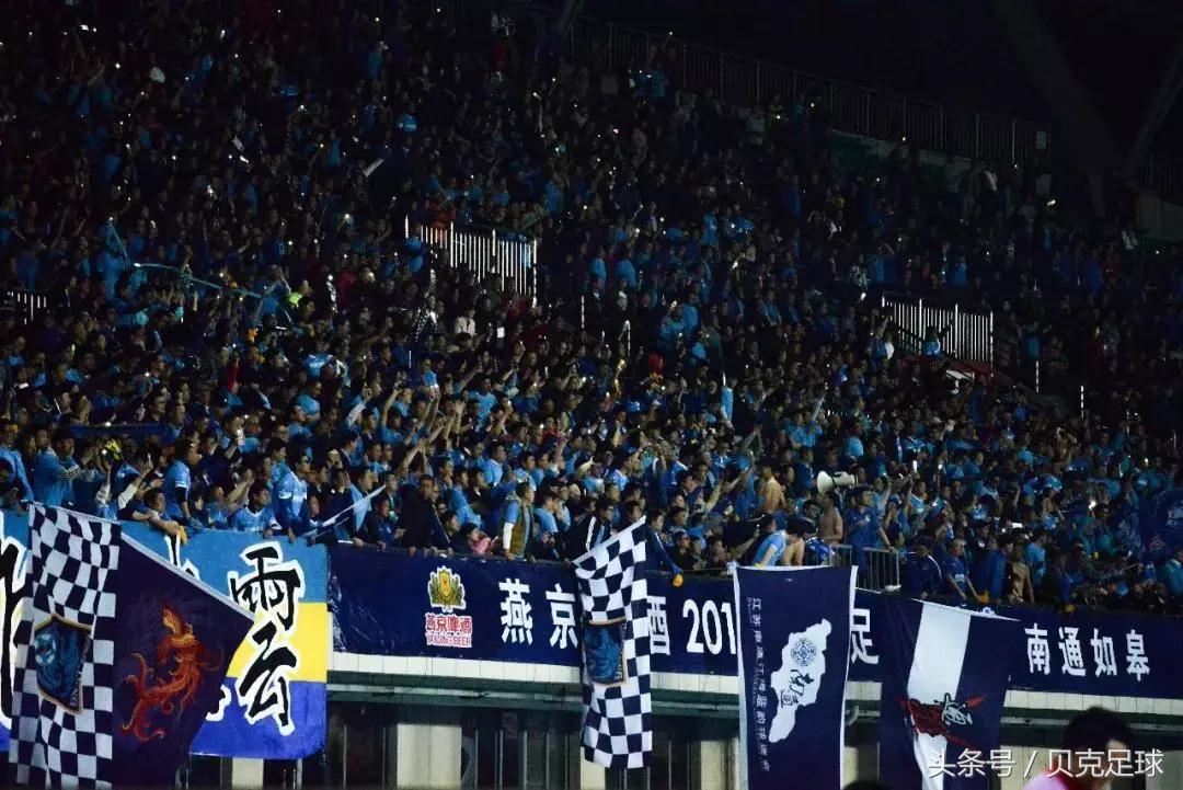 致敬“陕西红”和“南通蓝”，中乙联赛最好的两张名片