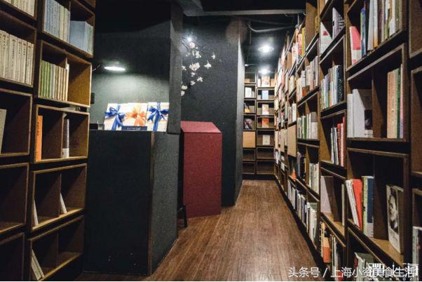 读书季让我们一起走进书香,读书环境优美的书店