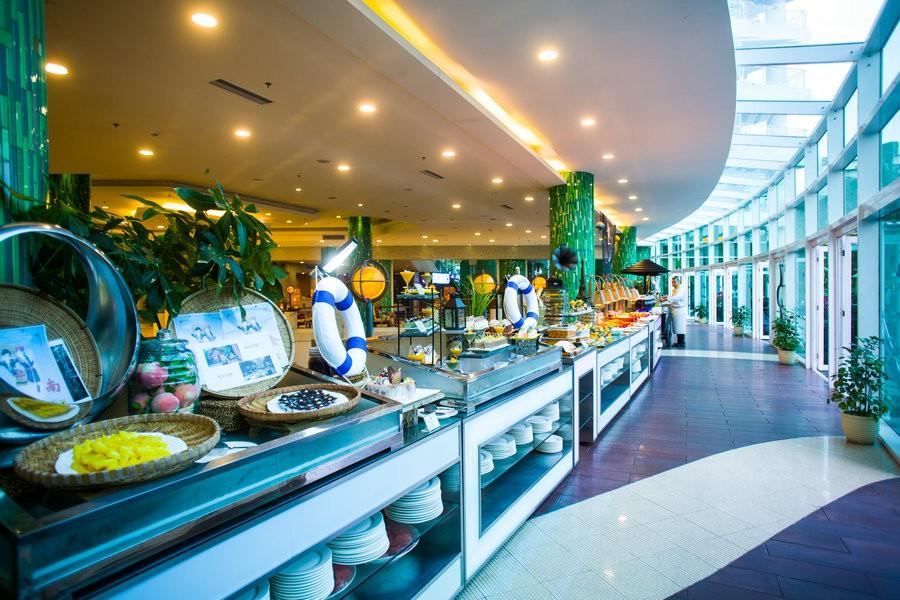 三亚哪家酒店的海滩烧烤好,三亚酒店推荐蜜月旅行