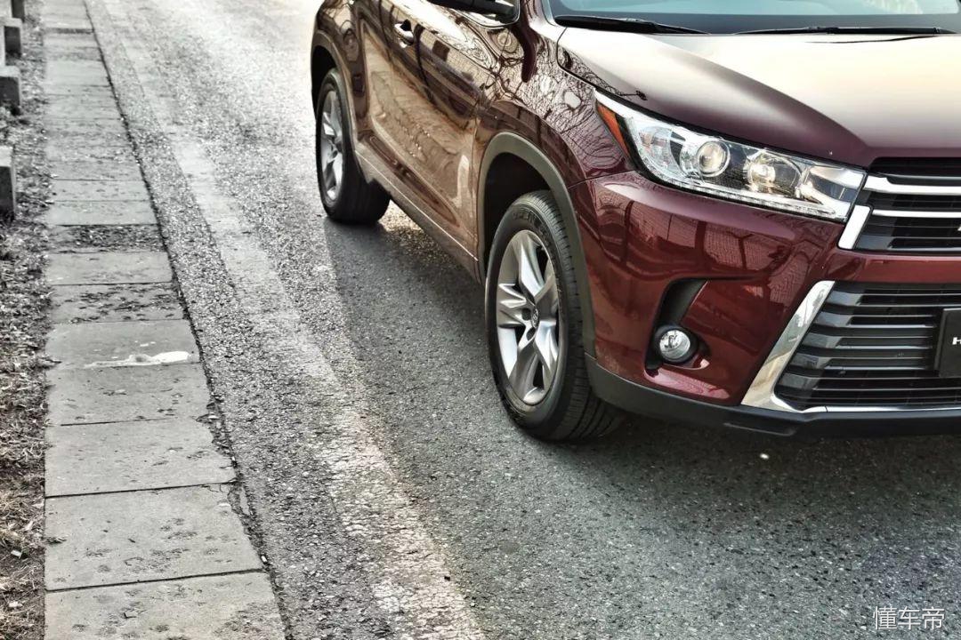 2021款广汽丰田汉兰达增配不加价,2022款汉兰达2.5双擎提车加价