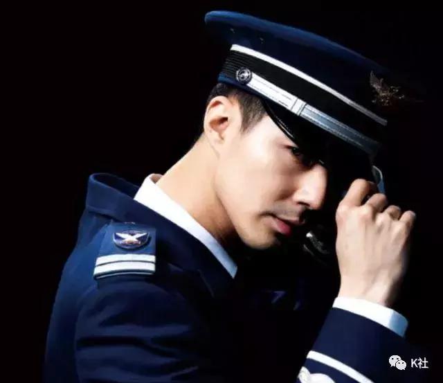 拍情色片也能爆火,他不愧是韩国国宝级男神!