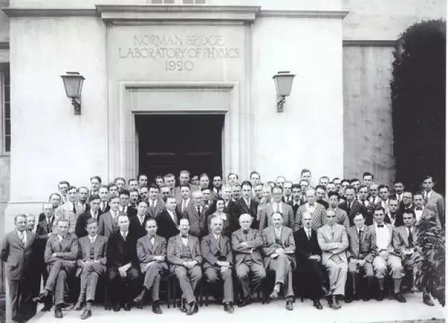 中国第一个拿过诺贝尔奖的人,错失诺贝尔奖中国第一人是谁