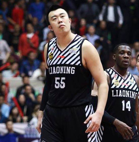 中国篮坛现役球员,现役篮坛十大球星