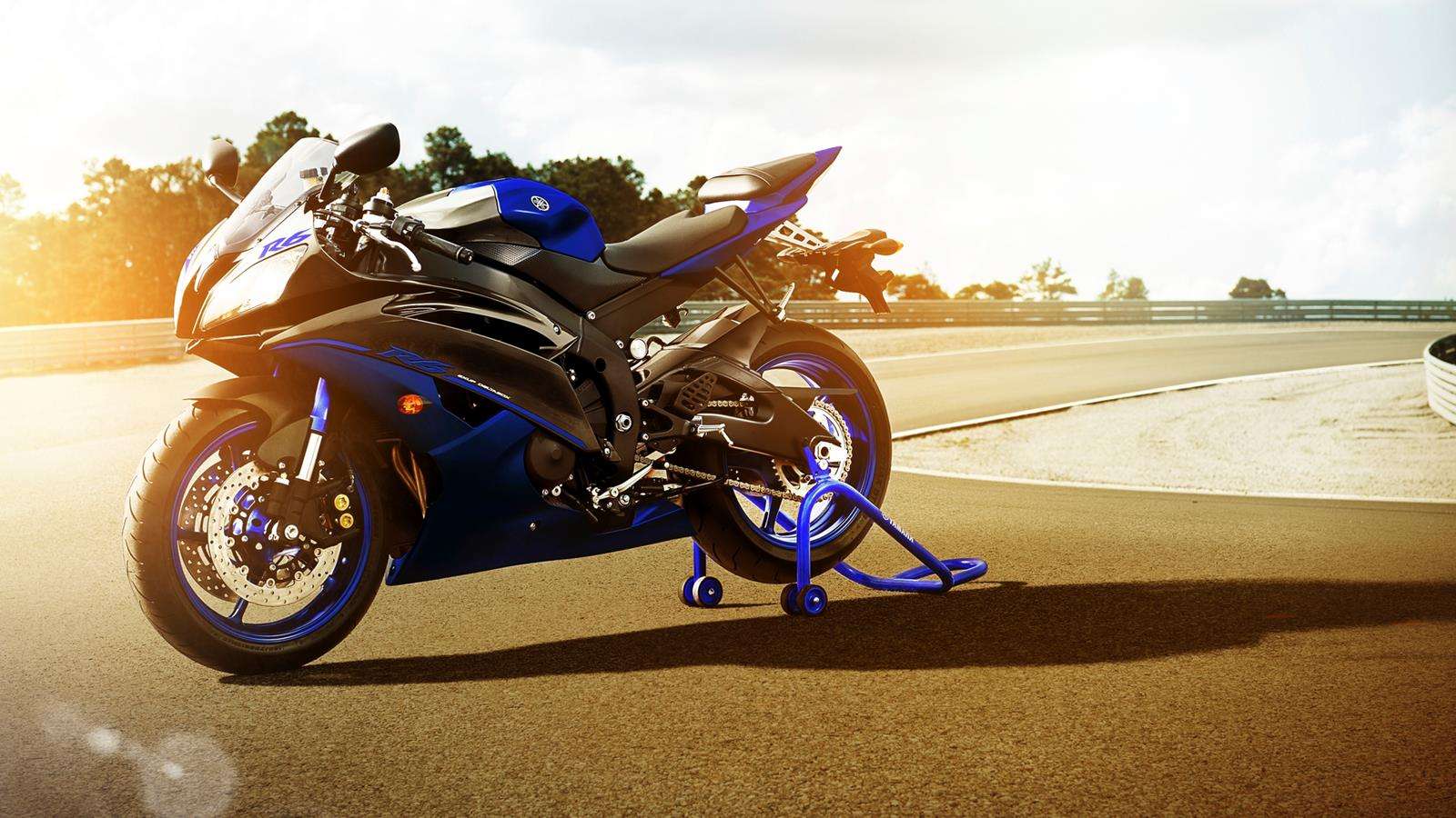 仿赛摩托车日系对比欧系,日系四缸公路赛摩托车推荐