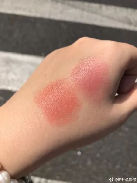 腮红推荐网红爆款中年人用的,腮红伪素颜推荐男