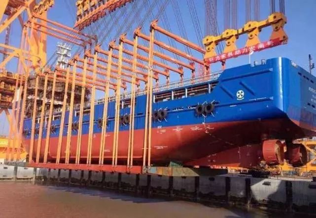 中国制造32万吨巨轮,中国制造30万吨巨轮