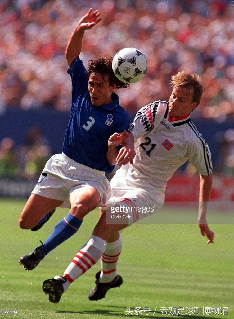 1994世界杯足球鞋回顾视频,2010世界杯足球鞋款式