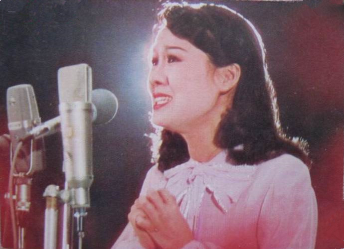 1984年春晚郑绪岚演唱的少林寺,郑绪岚的单曲少林寺插曲