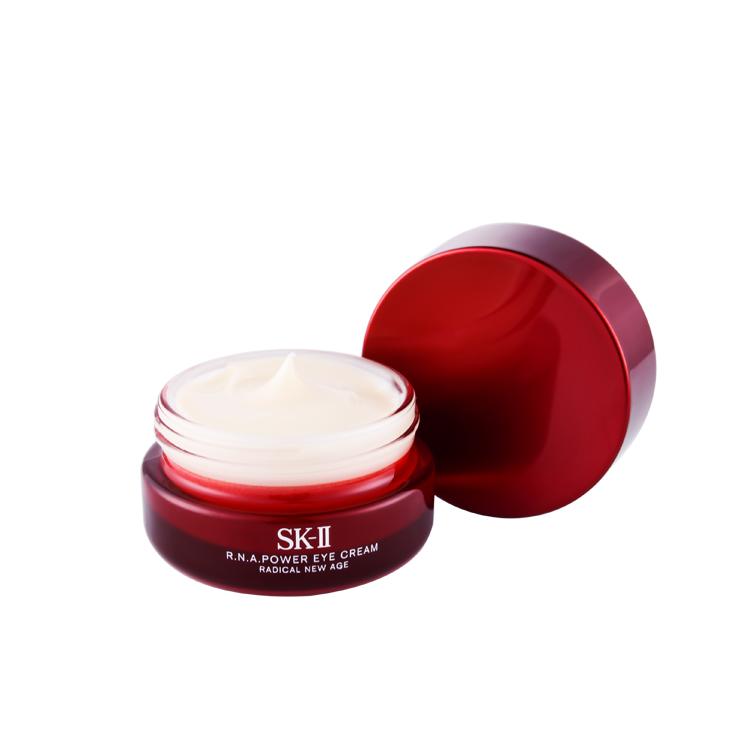 想变年轻最安全有效的方法,最简单的眼部护理