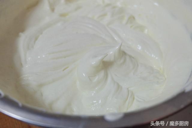 自己用烤箱做蛋糕奶油裱花,奶油蛋糕教程家庭版不用烤箱