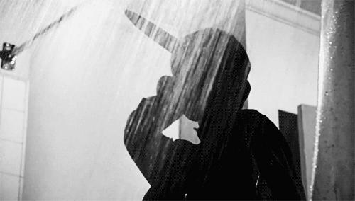 希区柯克美人计片段,希区柯克后窗片段