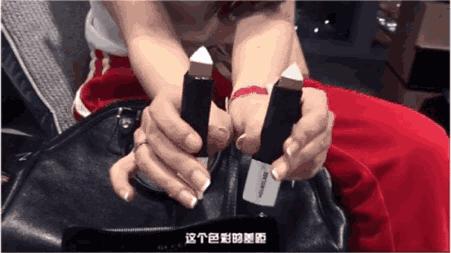 戚薇的双眼皮是埋线还是割的,戚薇割的双眼皮什么形状