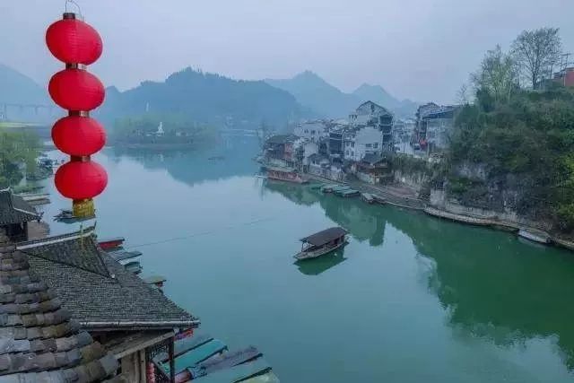 张家界除了天门山还有哪里好玩,去湖南是去张家界还是凤凰