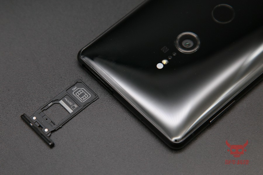 现在买索尼手机xperia1ii值得吗,能不能买索尼xperia1iii