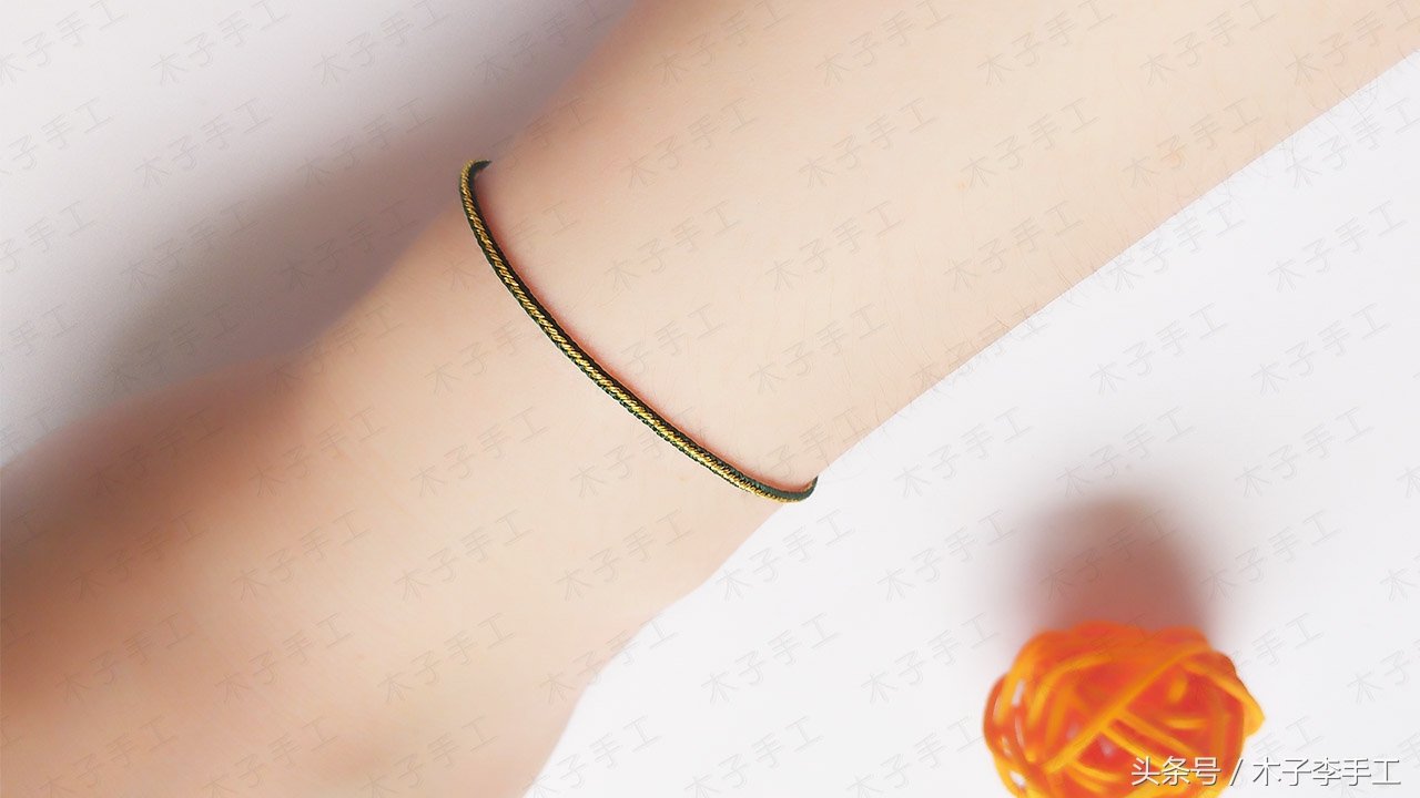 用几根细绳子做彩虹手链,用几根红绳子怎么编手链