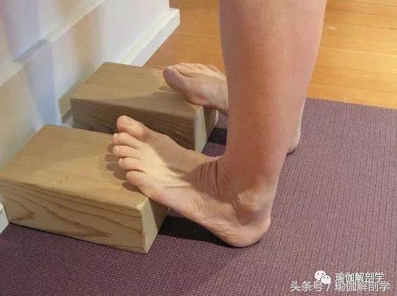 小腿肌肉僵硬太紧？这3套解决方案总有一套适合你！（收藏级）