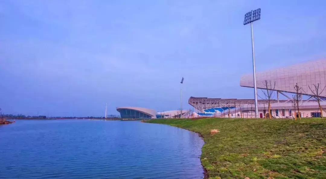 宝应鸟巢航拍,宝应鸟巢张杰演唱会