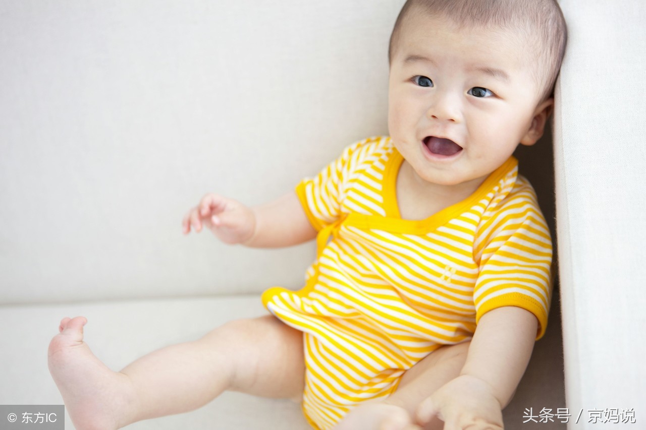 第一次长了痱子,一月龄宝宝长好多痱子怎么消除