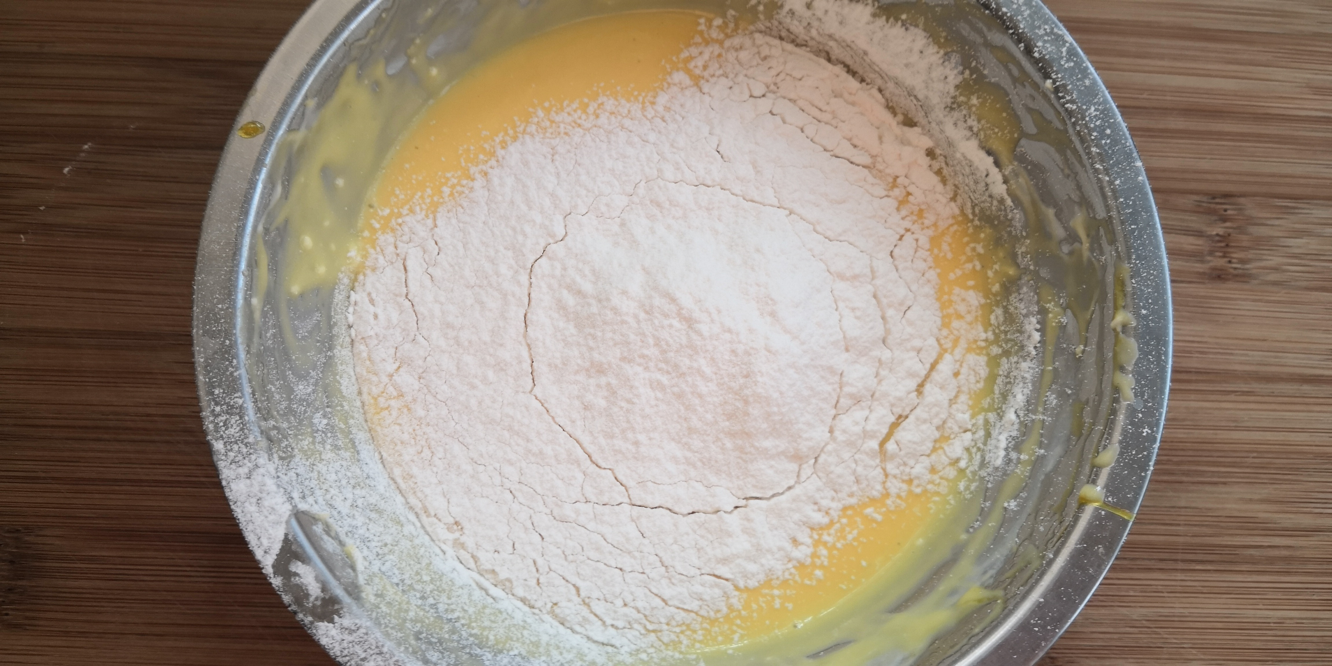 入口即化的蛋糕你们喜欢吗,入口即化不腻的蛋糕叫什么