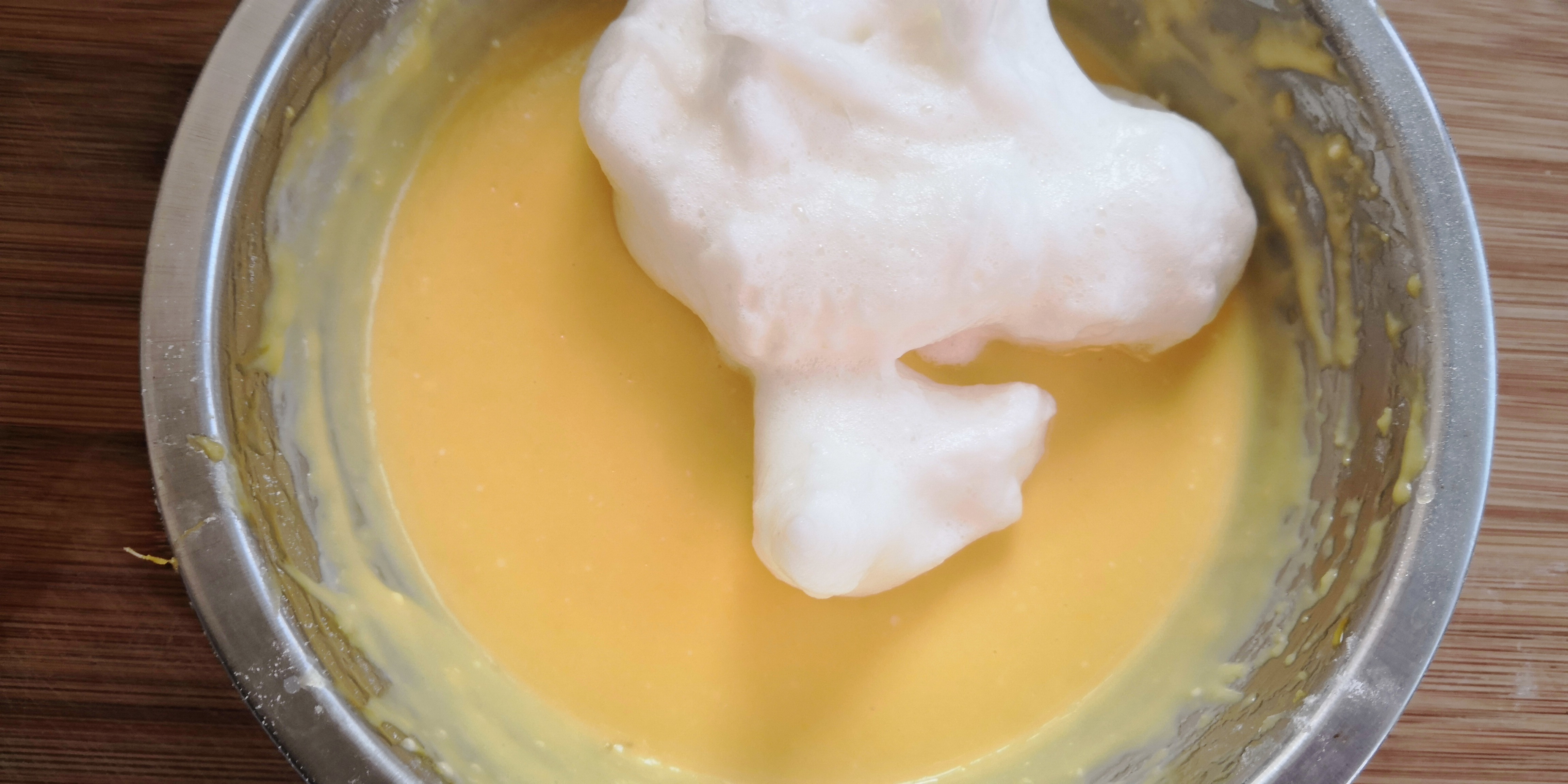 入口即化的蛋糕你们喜欢吗,入口即化不腻的蛋糕叫什么