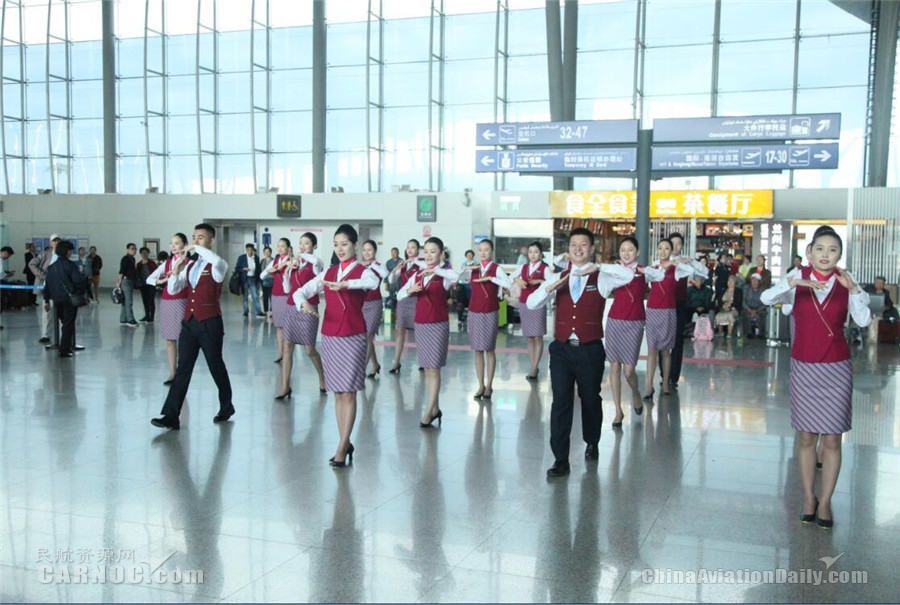 南航空姐春运快闪,南航新疆五四快闪