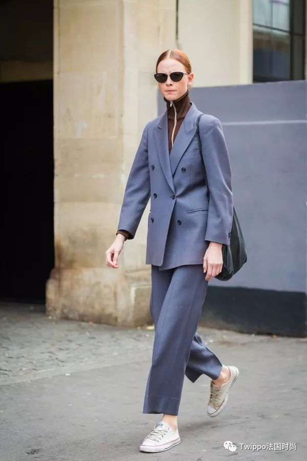 除了耐克阿迪好看的鞋子推荐,目前最流行的运动鞋品牌