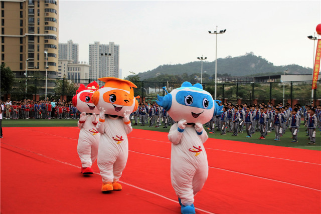 足球文化小孩,厦门市人民小学足球节