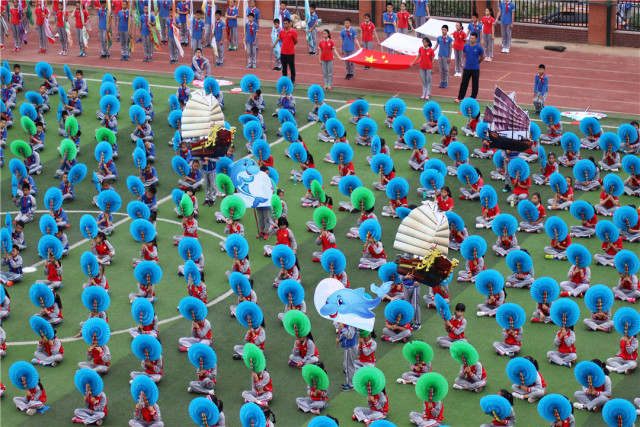 足球文化小孩,厦门市人民小学足球节